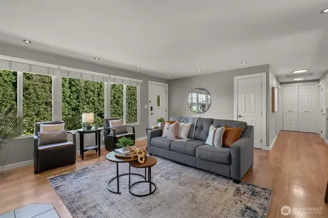 10527 Beardslee Boulevard Bothell WA 98011