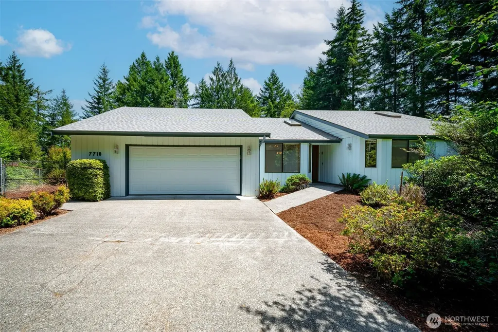 7718 Fairview Road SW Olympia WA 98512