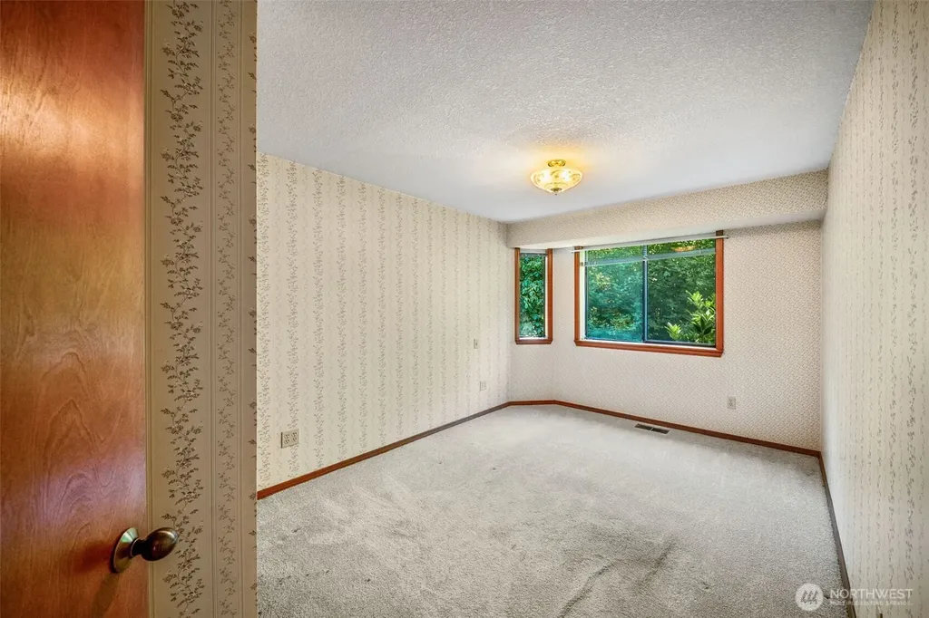 7718 Fairview Road SW Olympia WA 98512