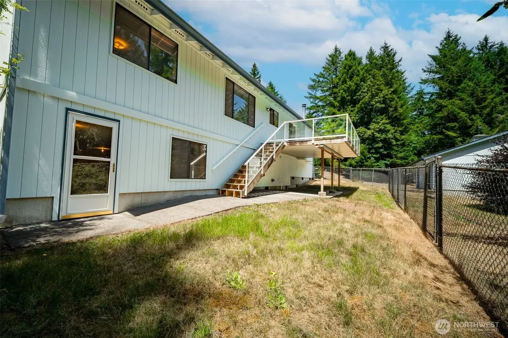 7718 Fairview Road SW Olympia WA 98512