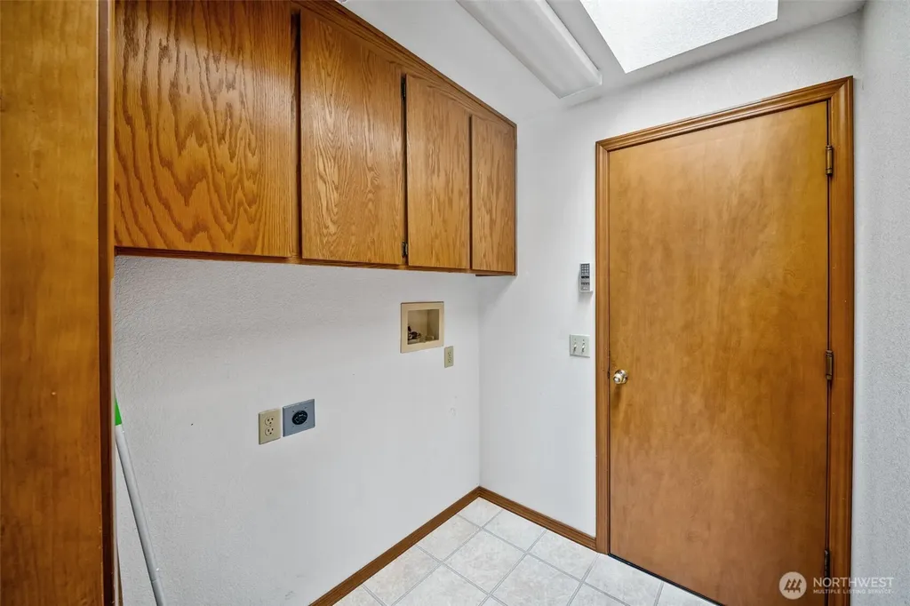 7718 Fairview Road SW Olympia WA 98512