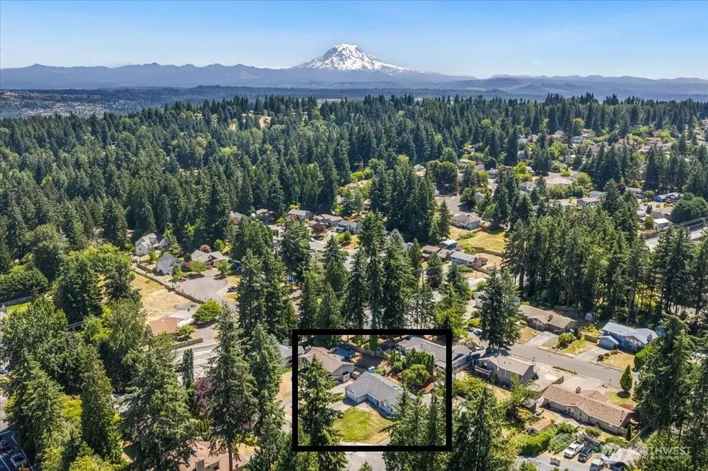 3012 23rd Avenue Ct SE Puyallup WA 98374