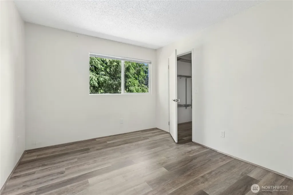 14136 74th Place NE Kirkland WA 98034