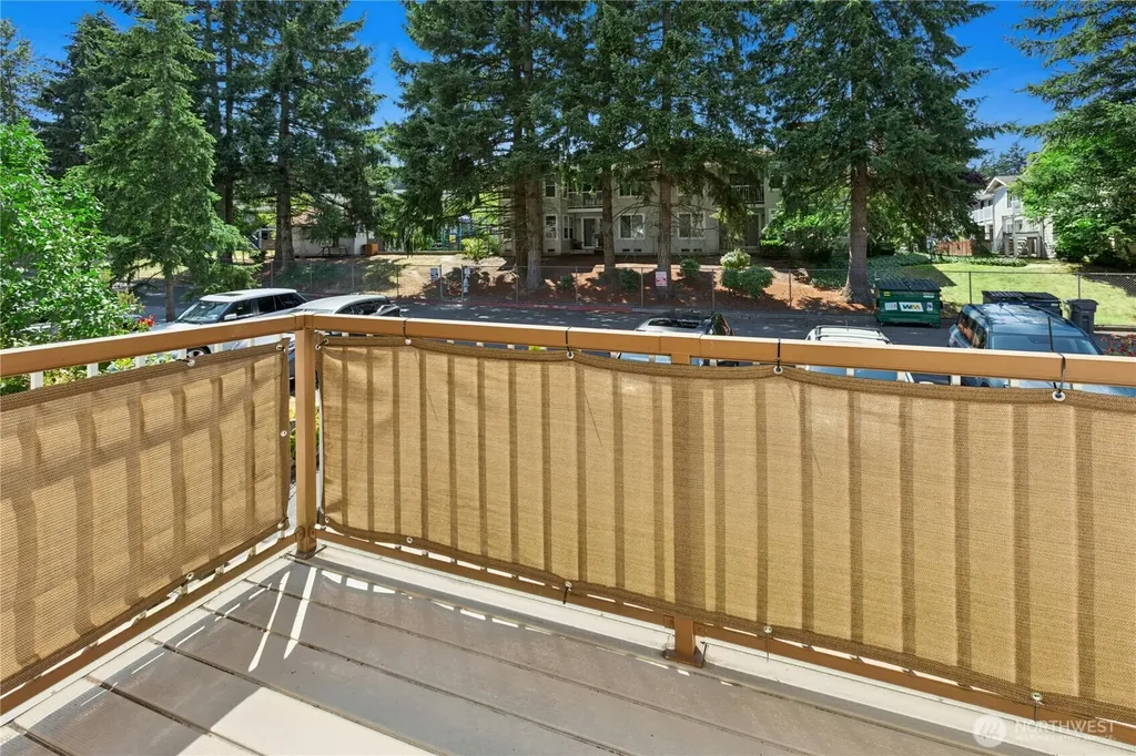 14136 74th Place NE Kirkland WA 98034