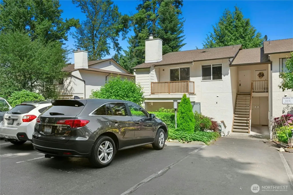 14136 74th Place NE Kirkland WA 98034