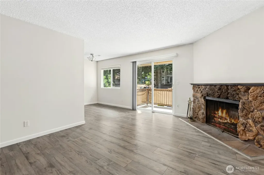 14136 74th Place NE Kirkland WA 98034