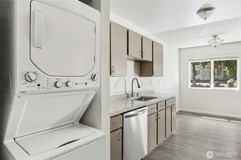 14136 74th Place NE Kirkland WA 98034