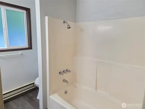 106 Garden Hill Road W Elma WA 98541