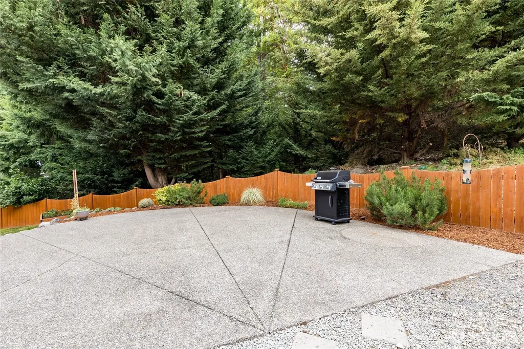 11300 174th Avenue Ct E Bonney Lake WA 98391
