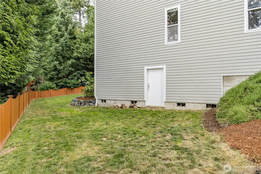 11300 174th Avenue Ct E Bonney Lake WA 98391