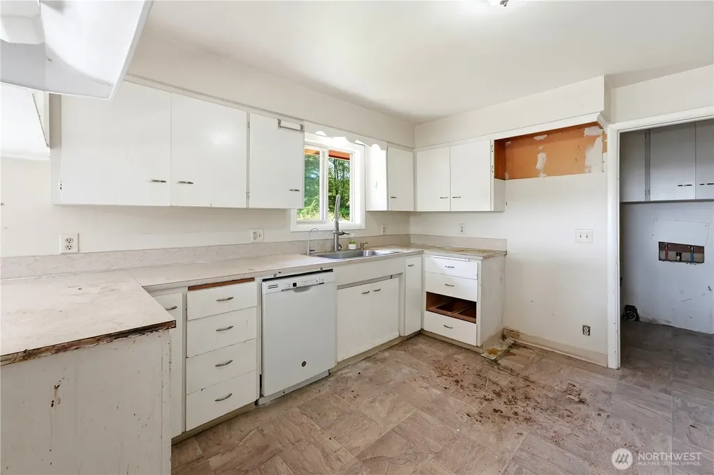 5369 Northwest Drive Bellingham WA 98226