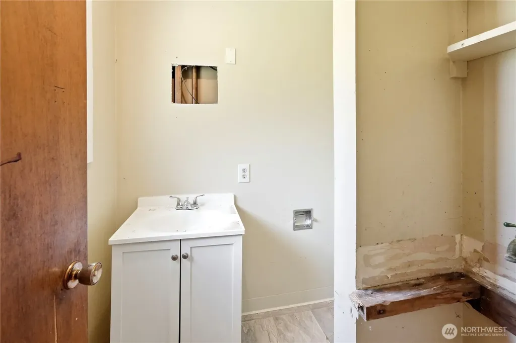 5369 Northwest Drive Bellingham WA 98226