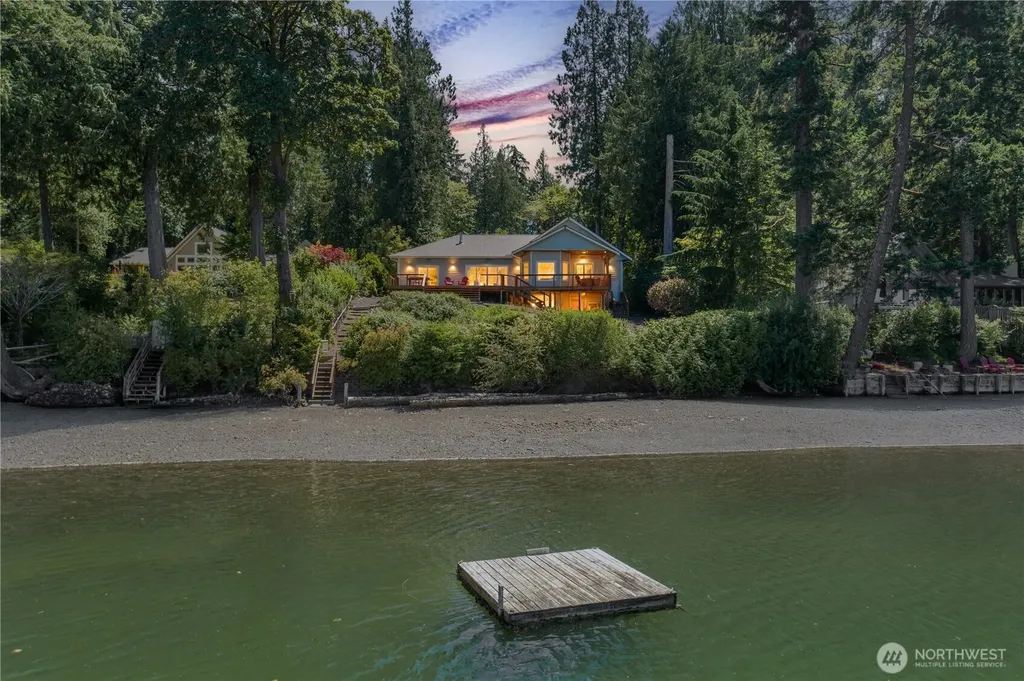 860 E Sunset Road Shelton WA 98584