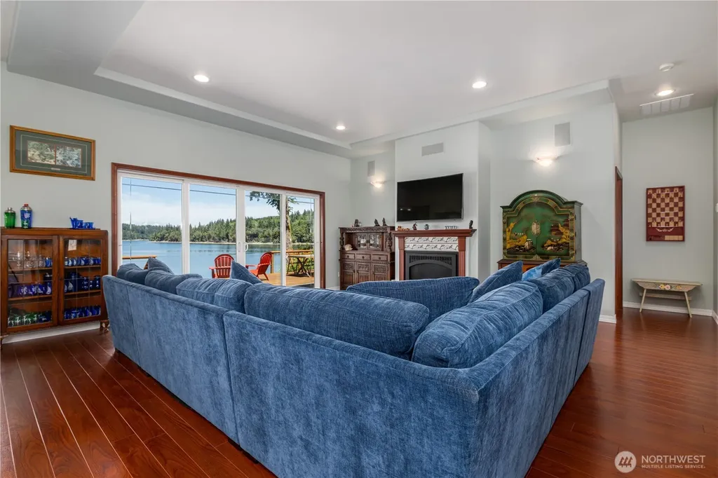 860 E Sunset Road Shelton WA 98584