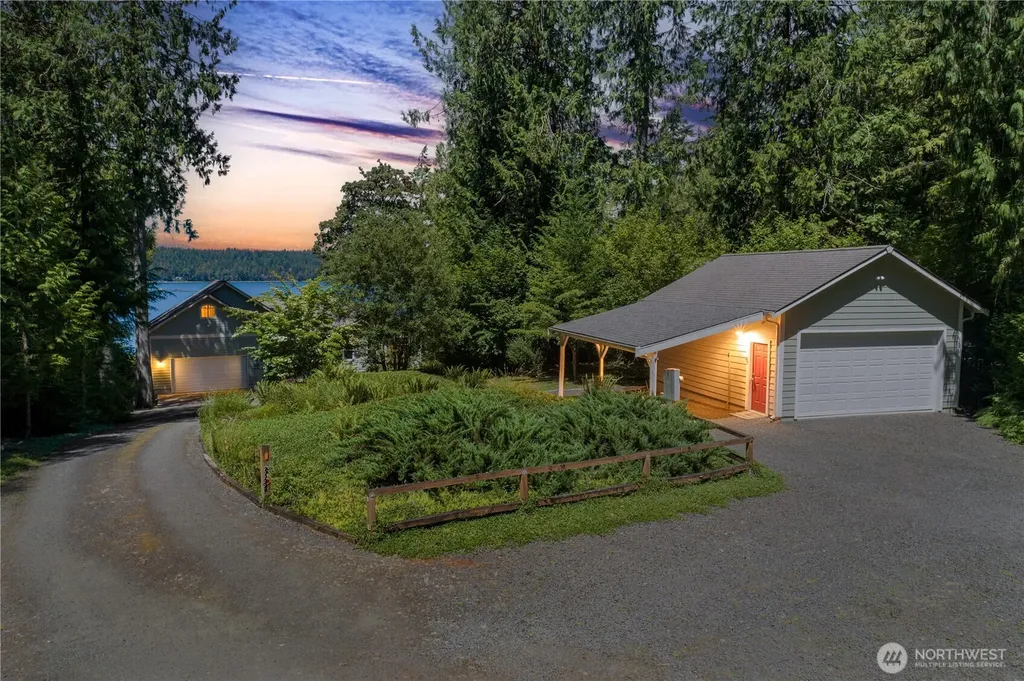860 E Sunset Road Shelton WA 98584