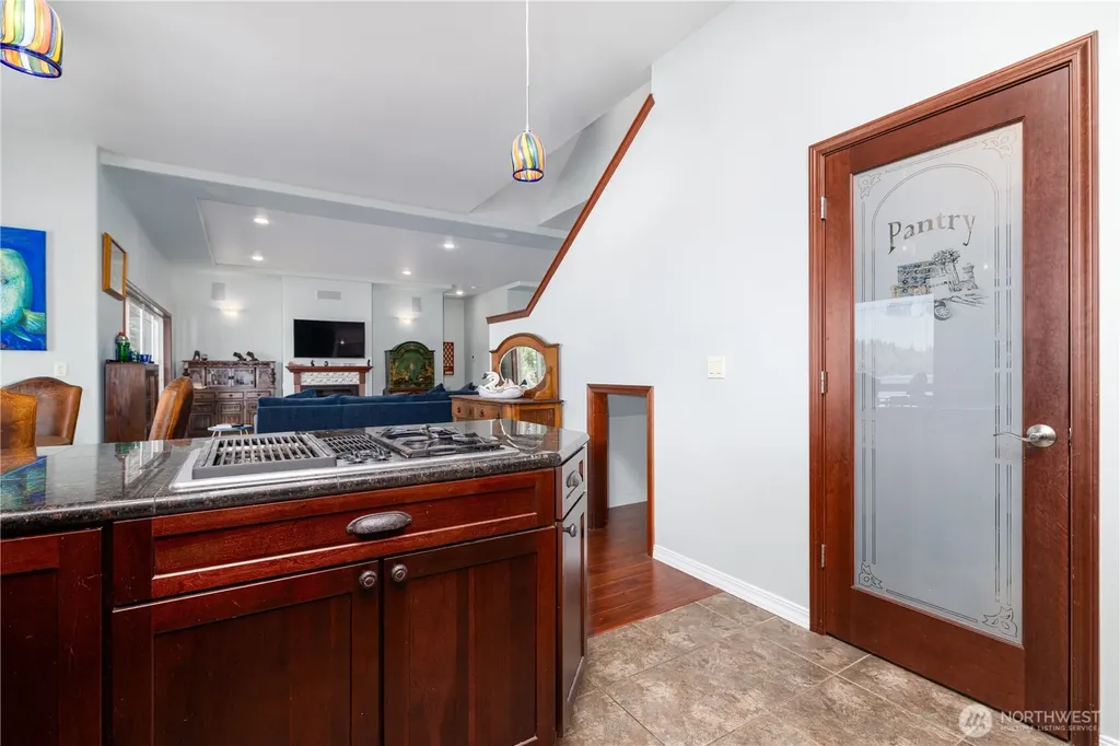 860 E Sunset Road Shelton WA 98584
