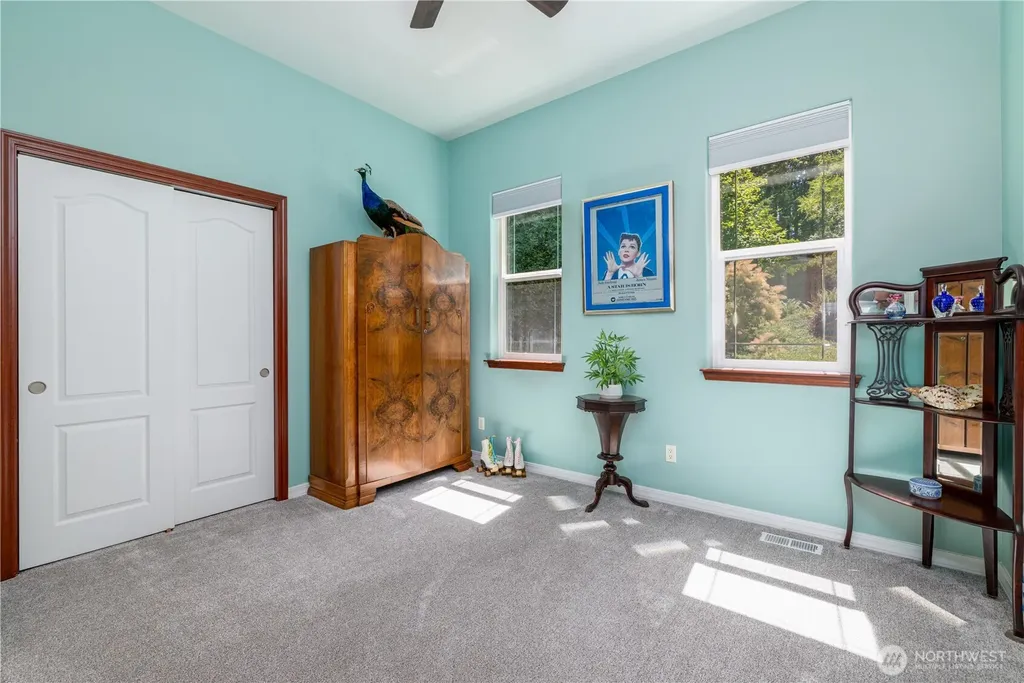 860 E Sunset Road Shelton WA 98584