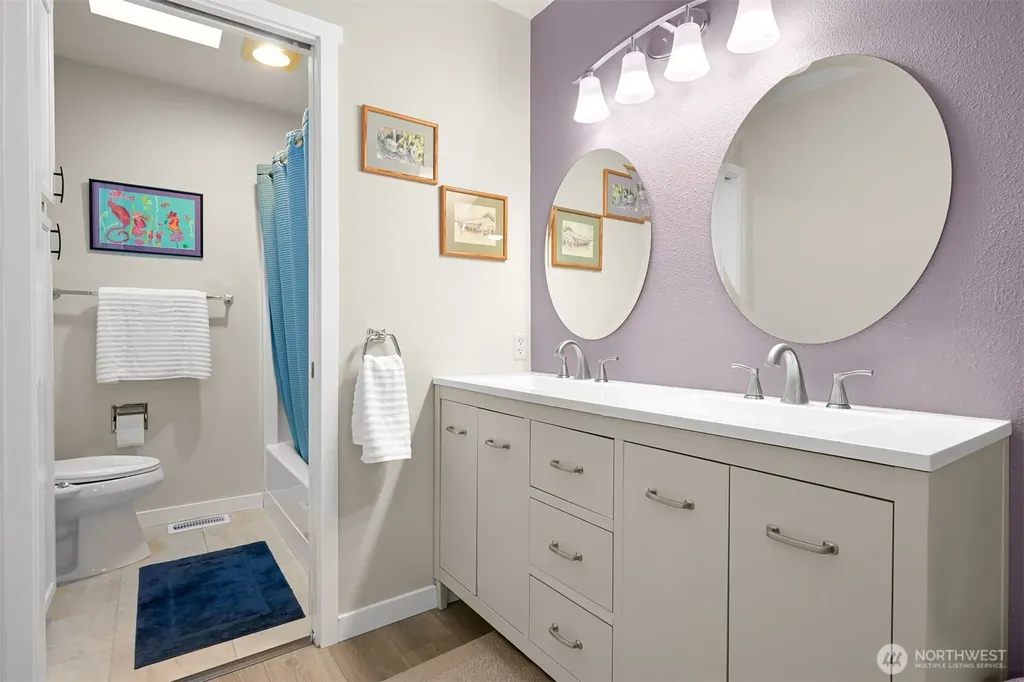 4878 N Village Lane Bellingham WA 98226