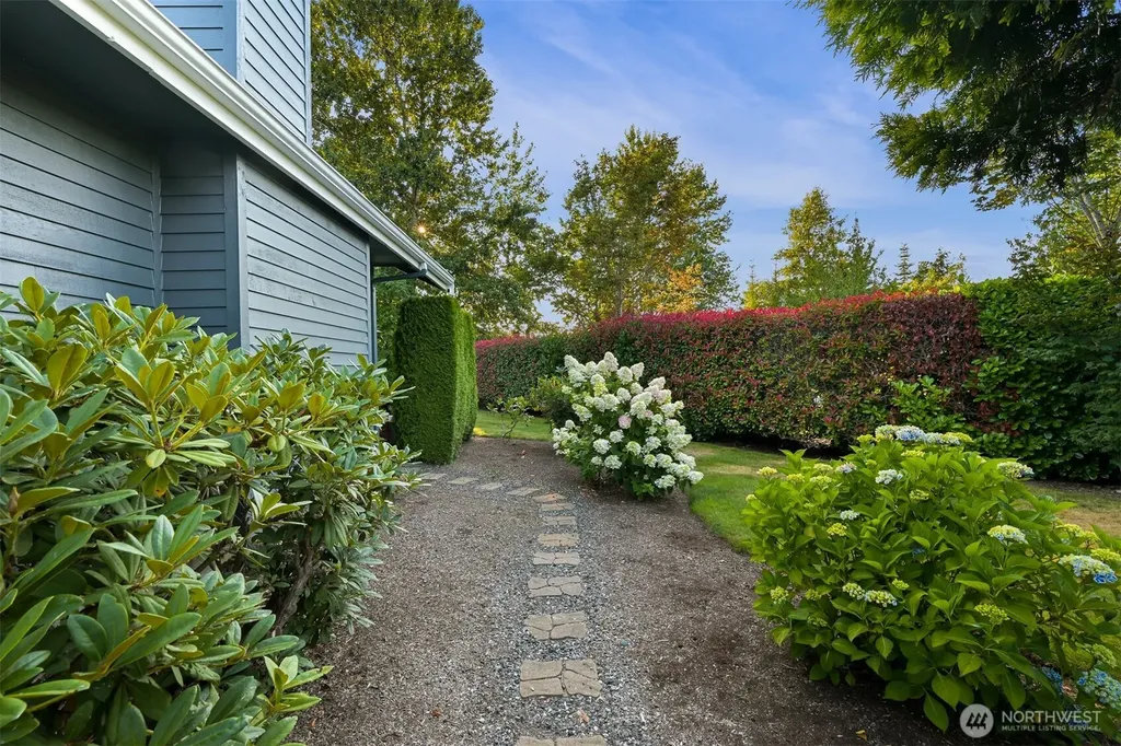 4878 N Village Lane Bellingham WA 98226