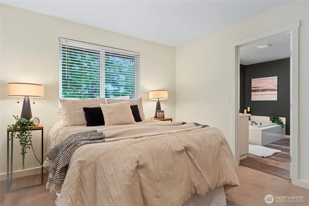 1451 E Old Ranch Road Allyn WA 98524