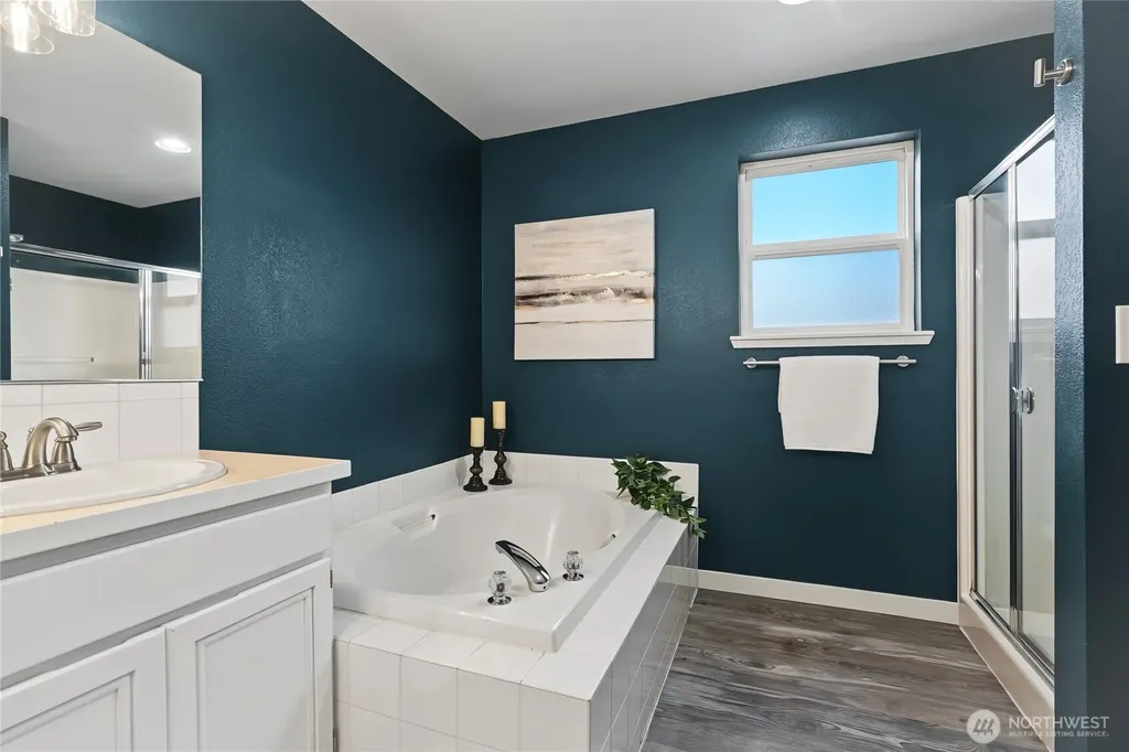 1451 E Old Ranch Road Allyn WA 98524