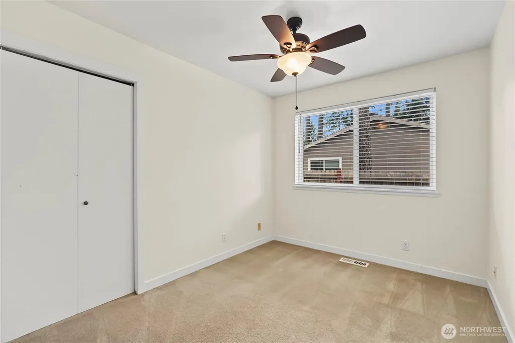 1451 E Old Ranch Road Allyn WA 98524