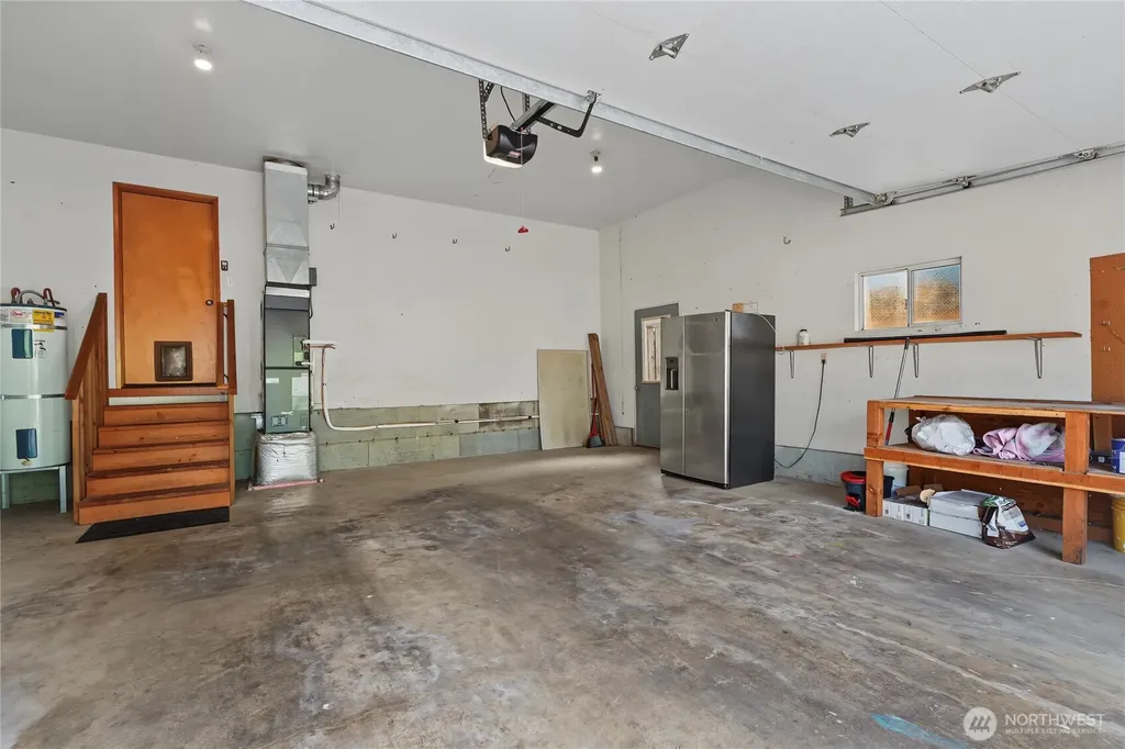 1451 E Old Ranch Road Allyn WA 98524
