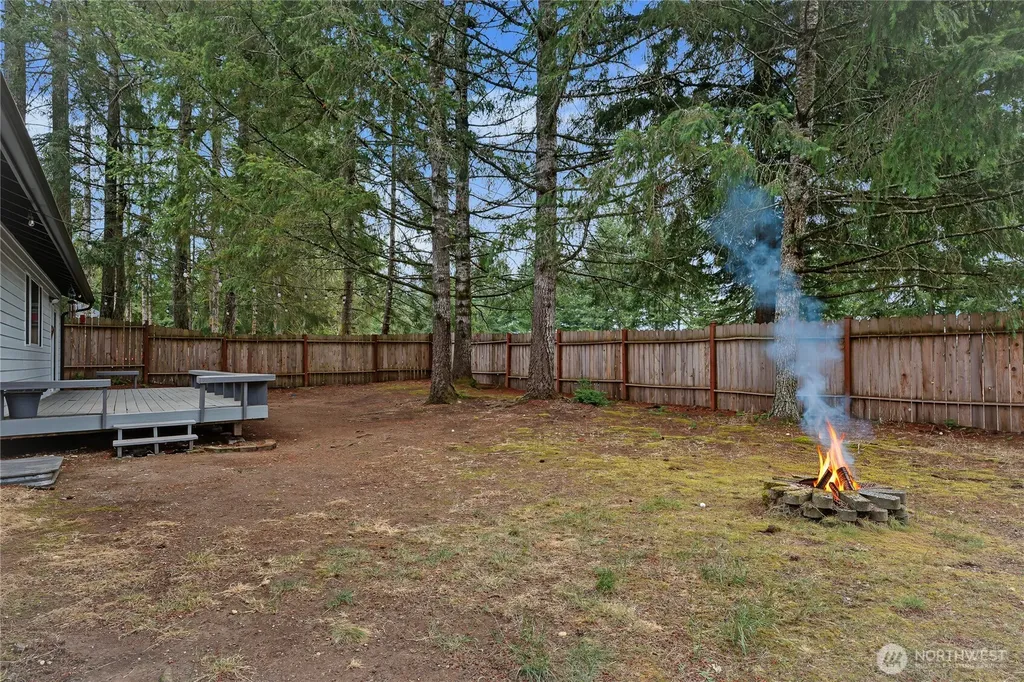 1451 E Old Ranch Road Allyn WA 98524