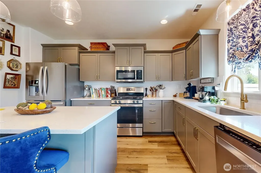 1101 SW Virginia Street College Place WA 99324