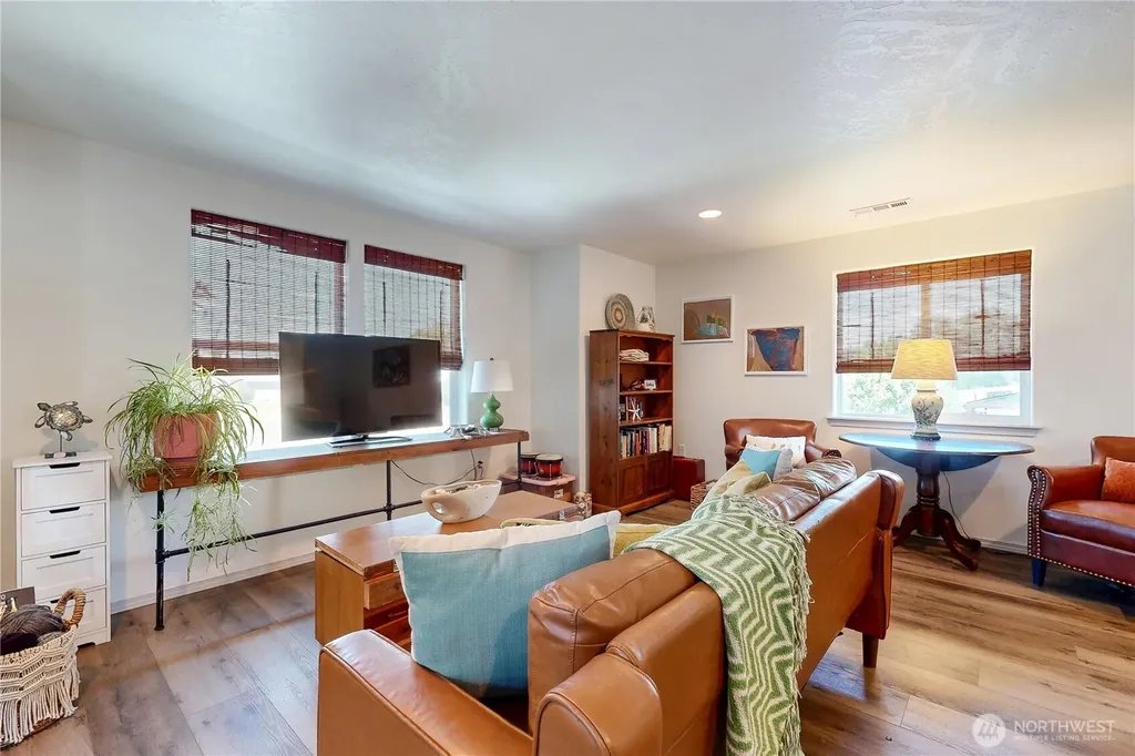 1101 SW Virginia Street College Place WA 99324