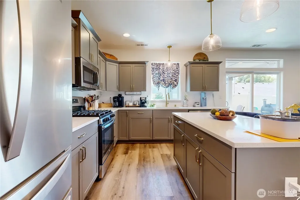 1101 SW Virginia Street College Place WA 99324