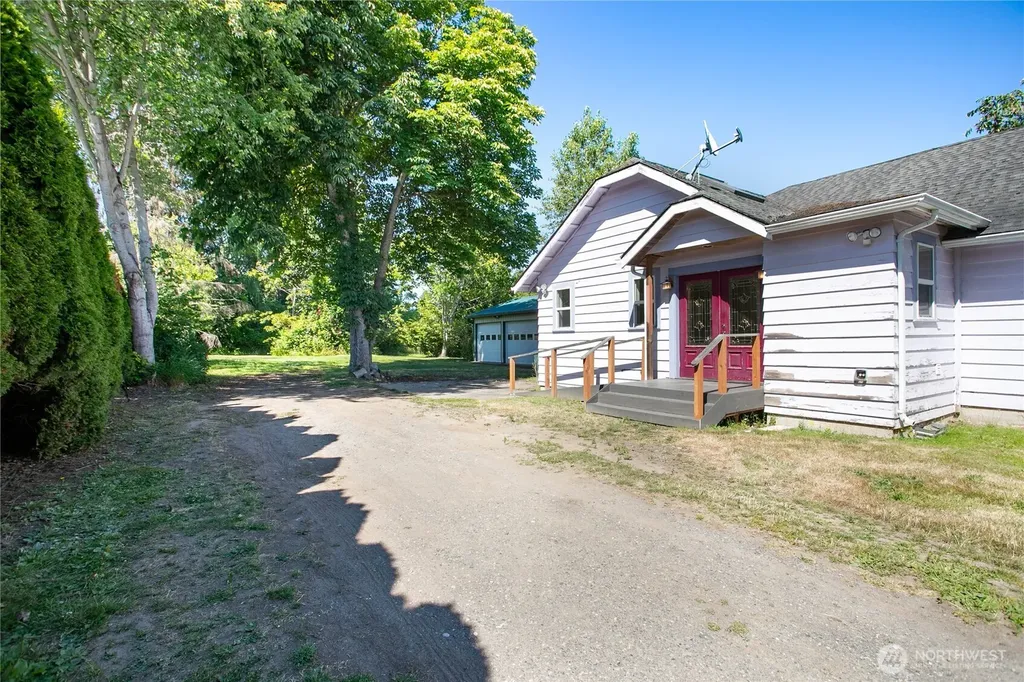 3016 Cottonwood Avenue Bellingham WA 98225