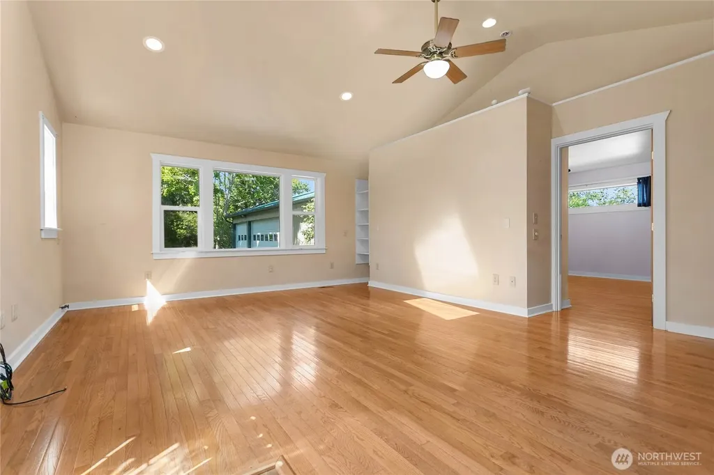 3016 Cottonwood Avenue Bellingham WA 98225