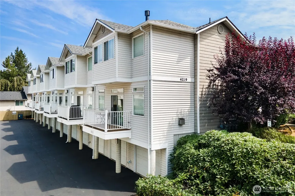 4119 156th Street SW Lynnwood WA 98087