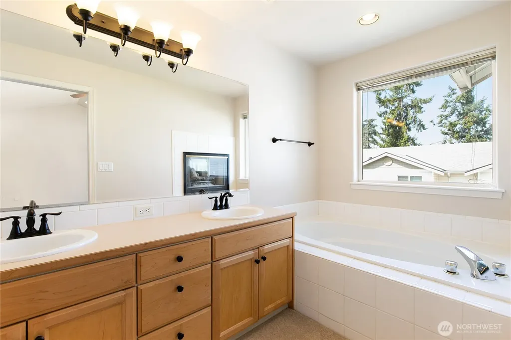4119 156th Street SW Lynnwood WA 98087