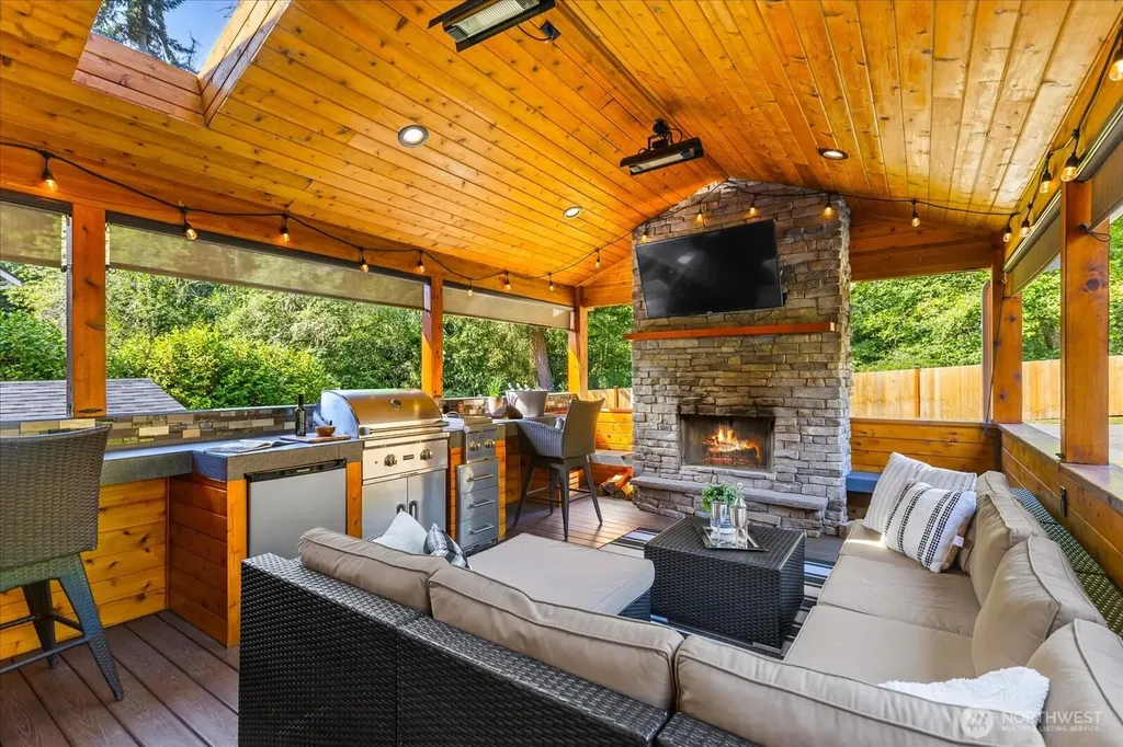 13225 59th Avenue W Edmonds WA 98026