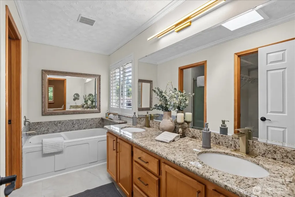 13225 59th Avenue W Edmonds WA 98026