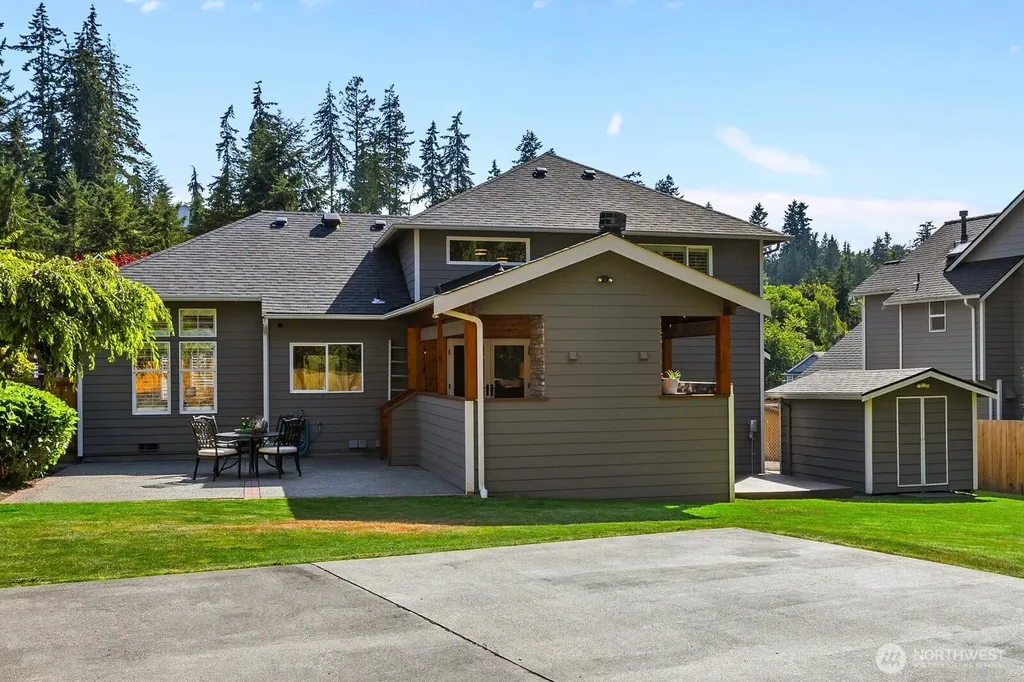 13225 59th Avenue W Edmonds WA 98026