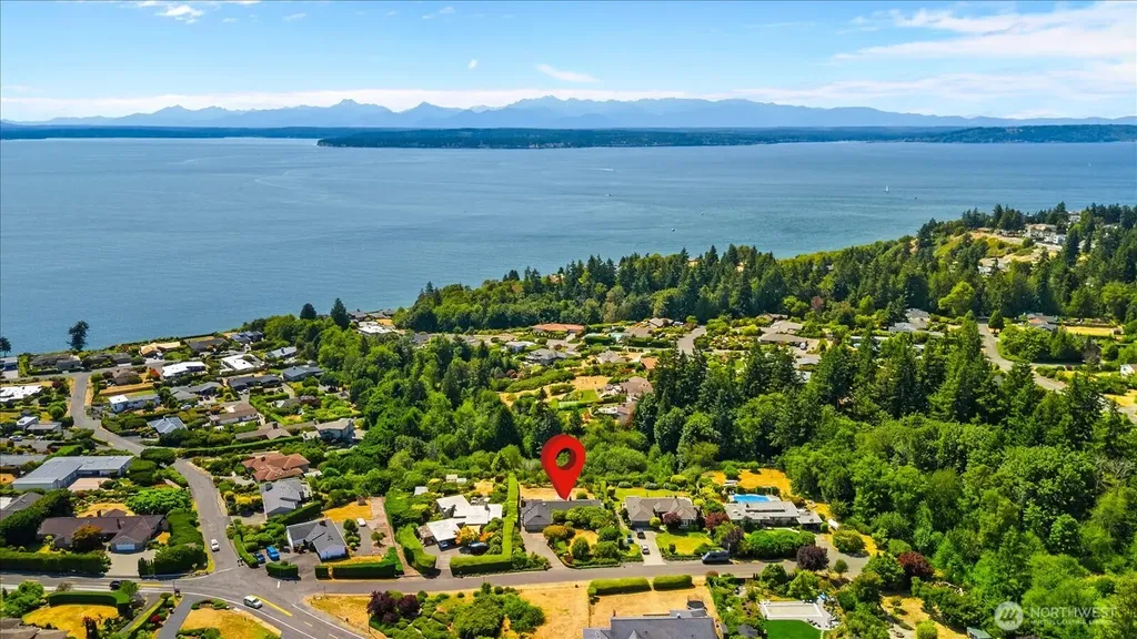 18241 14th Avenue NW Shoreline WA 98177