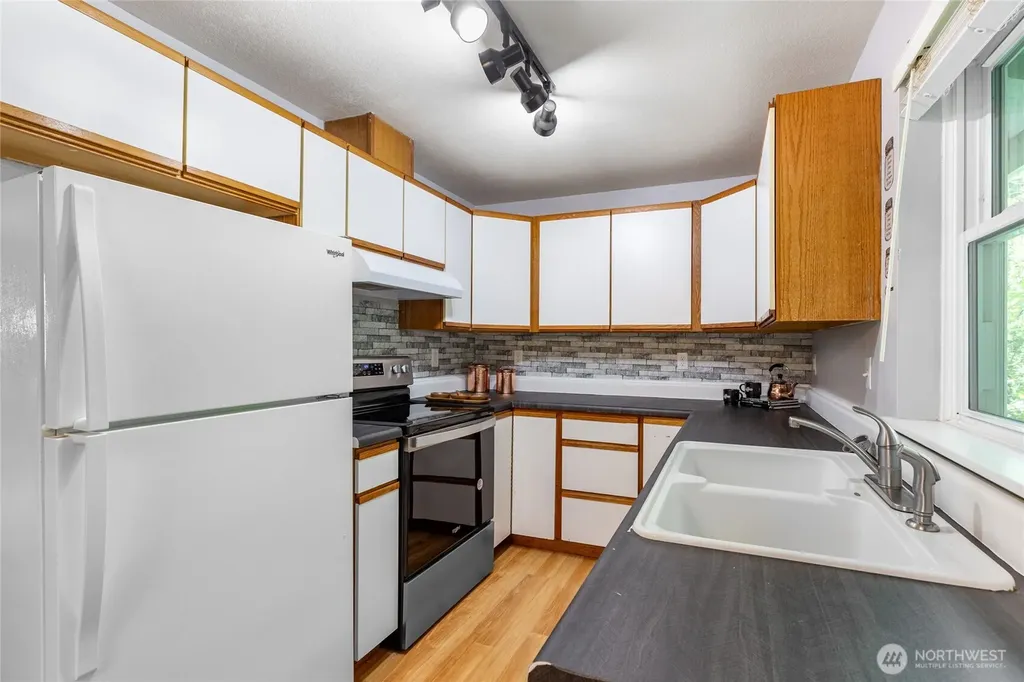 504 SW Marion Drive Port Orchard WA 98367