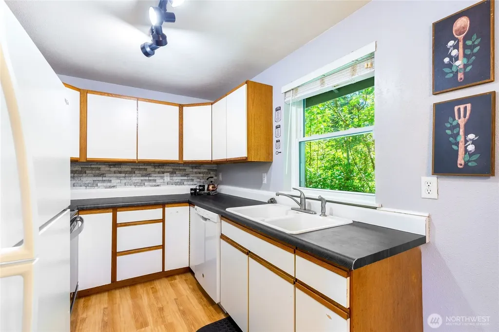504 SW Marion Drive Port Orchard WA 98367