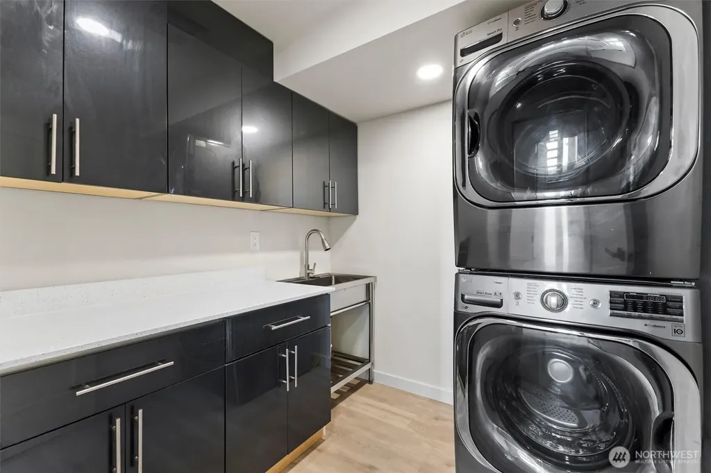 904 Puget Street Bellingham WA 98226