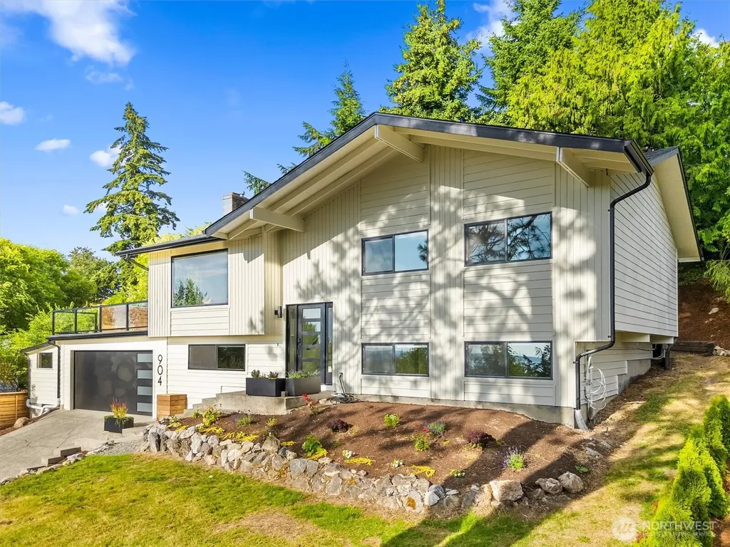 904 Puget Street Bellingham WA 98226