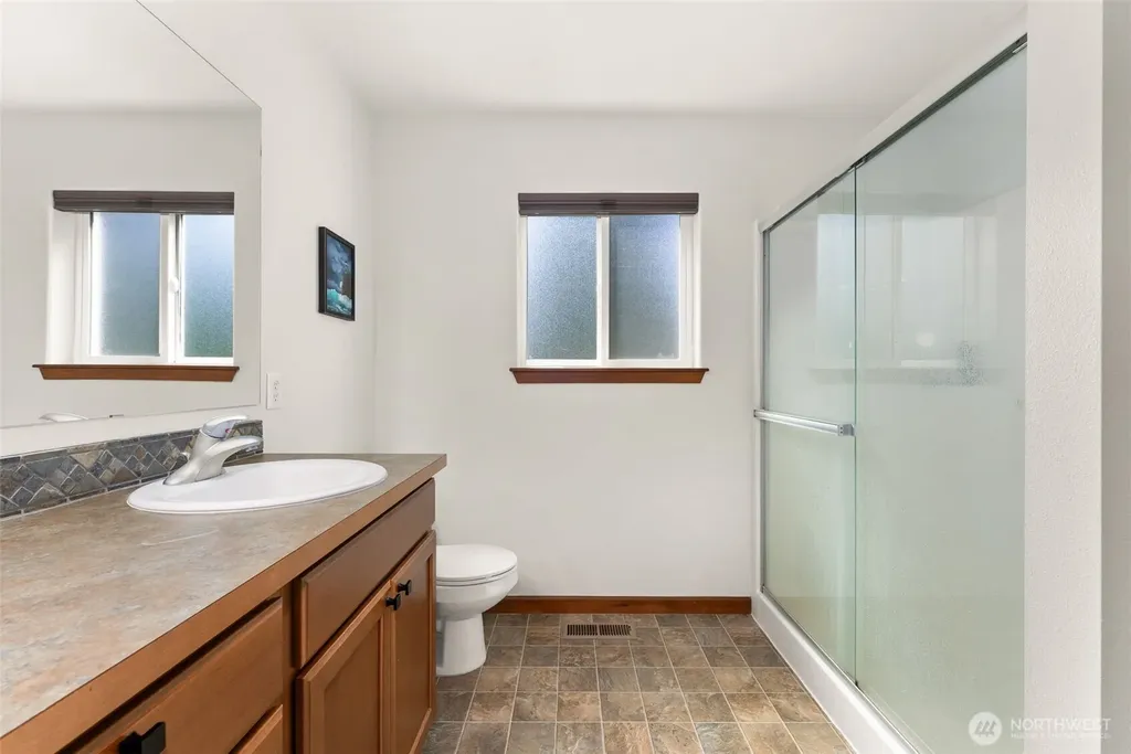 4525 Helena Avenue SE Lacey WA 98503
