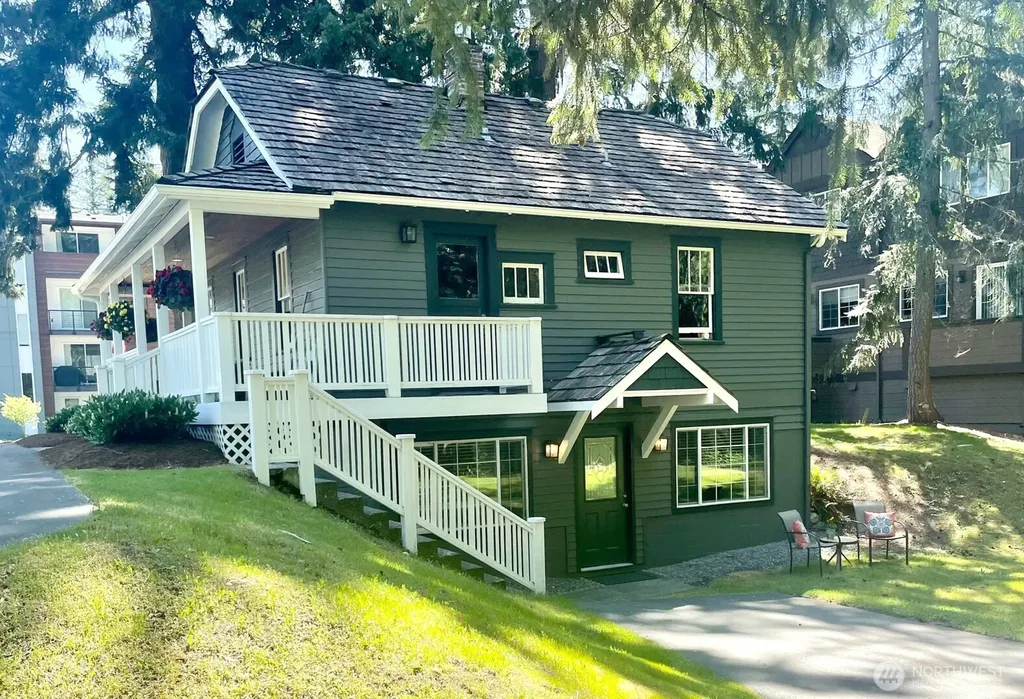 23042 NE 8th Street Sammamish WA 98074