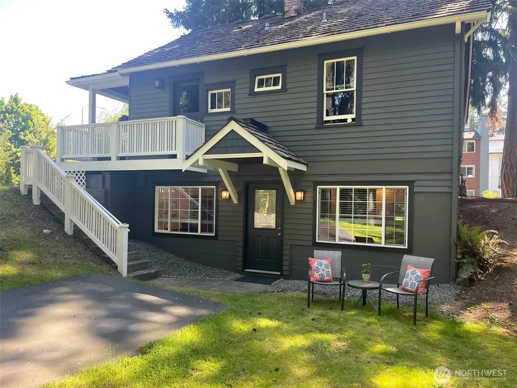23042 NE 8th Street Sammamish WA 98074