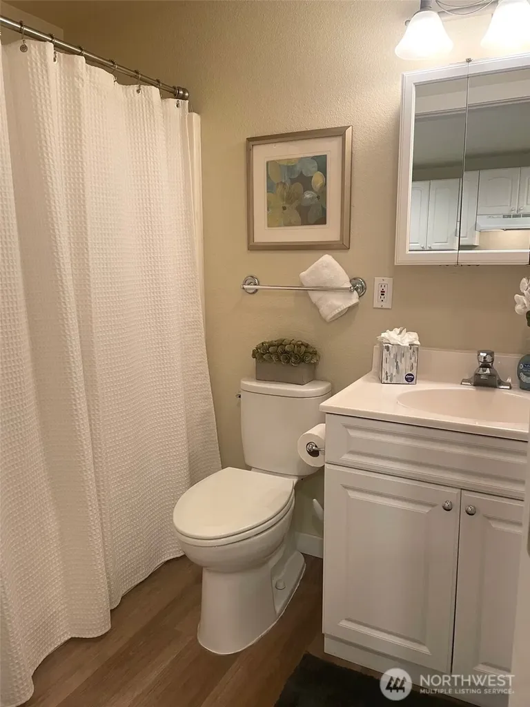 23042 NE 8th Street Sammamish WA 98074