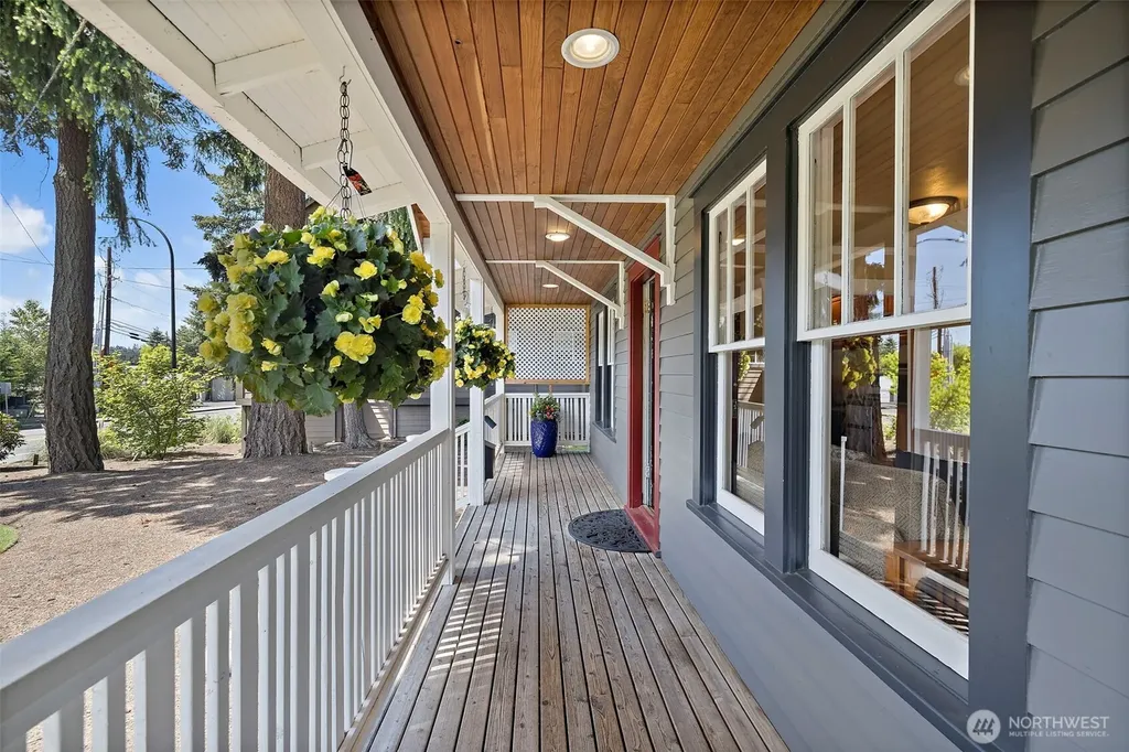 23042 NE 8th Street Sammamish WA 98074