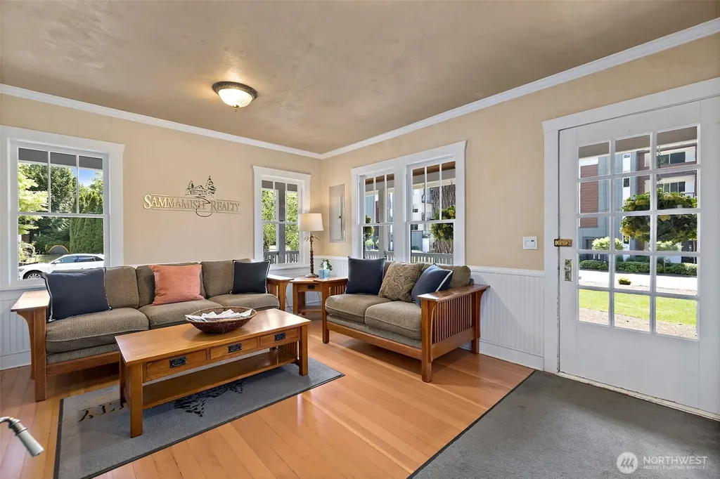 23042 NE 8th Street Sammamish WA 98074