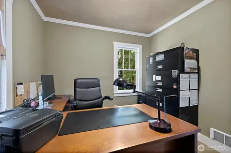 23042 NE 8th Street Sammamish WA 98074